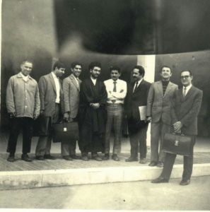 آموزگاران من در دبستان نیکان (از راست به چپ): محمود مه روان، گلریز، هادی صادق، محمود کاشانی، مرتضوی، موحدنیا، قنبری، جواد غالبی
